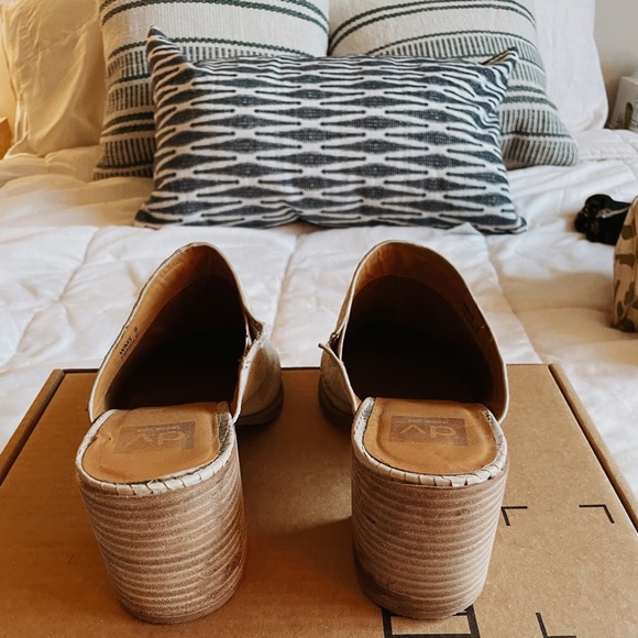 tendle block heel mule